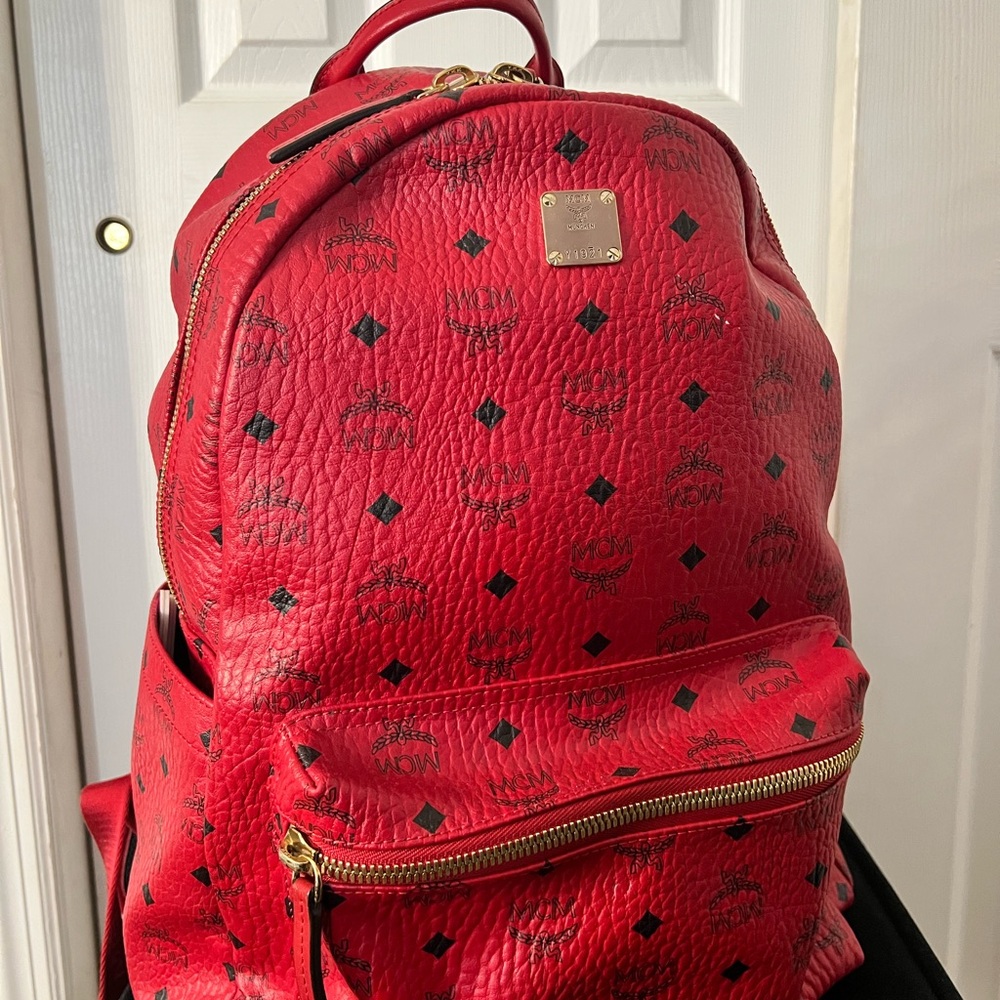 MCM Visetos Backpack Red – Classic Logo Print, Excellent Condition, Unisex